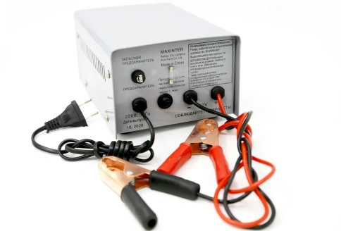 Зарядное устройство Plus-10 A MAXINTER, 1-10 A, 12B 295*120*153 мм фото 2